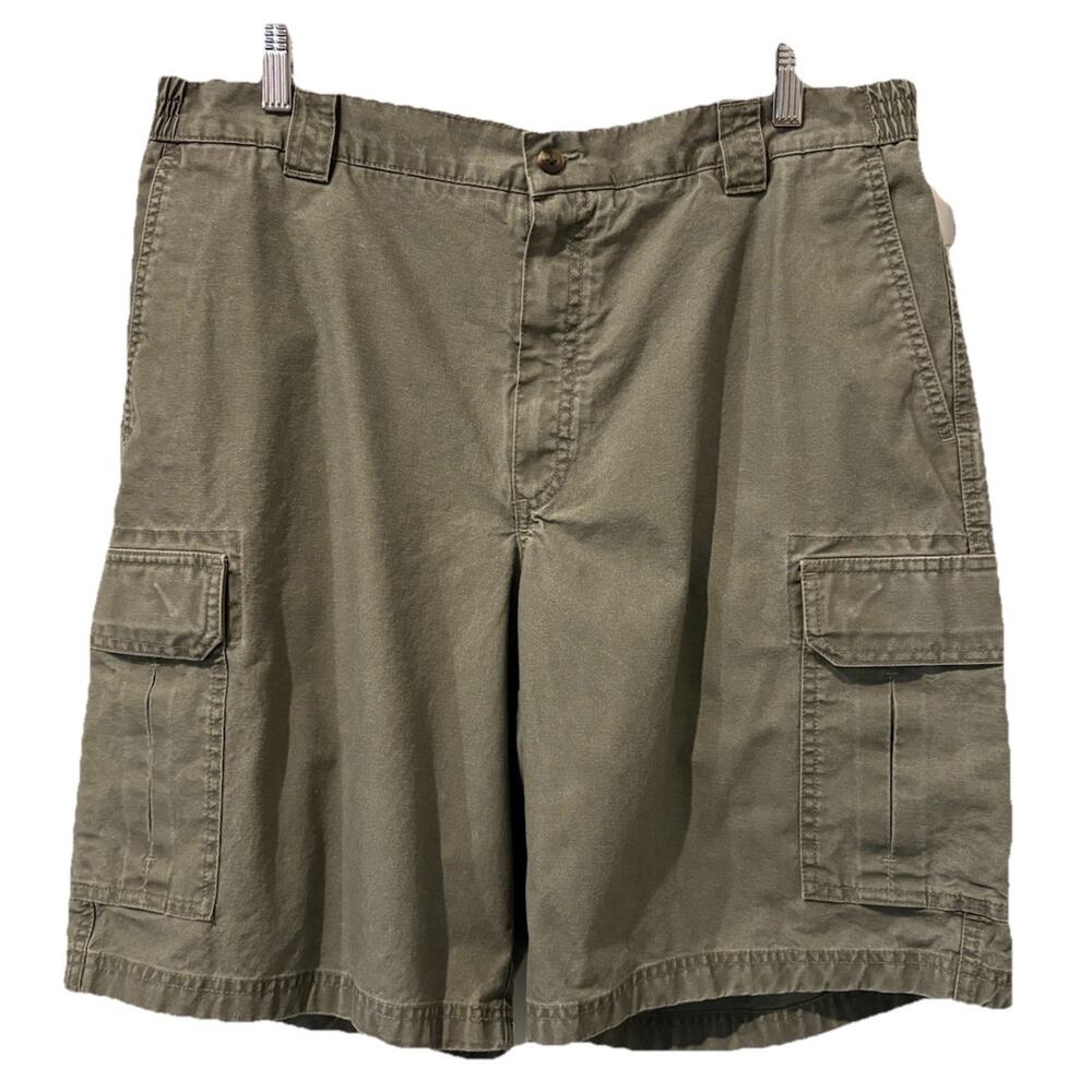 LL Bean Cargo Shorts Mens 38 Green -100% Cotton- Comfort Waist